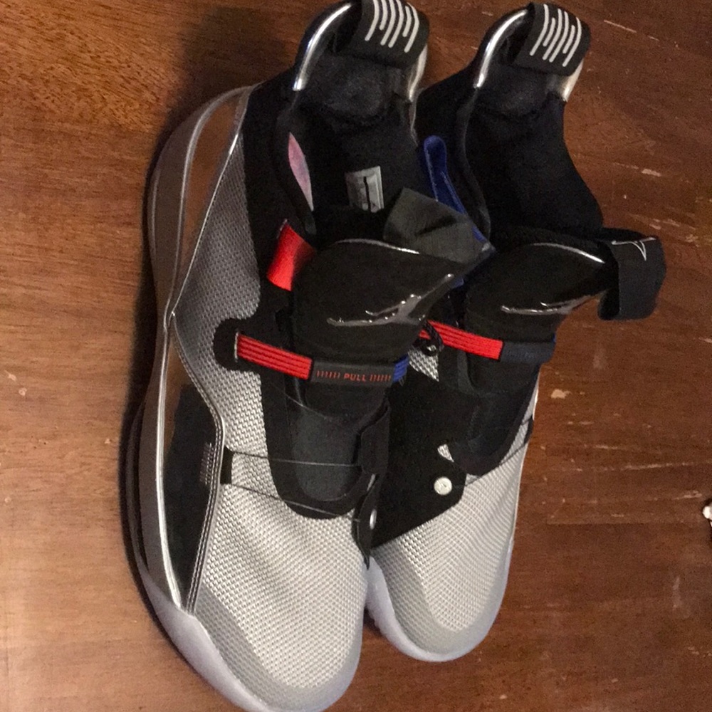 Jordan 33s